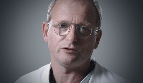 Kan ik te jong zijn voor een nieuwe heup?